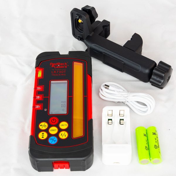 LR730T Tracking Receiver with 0.5mm Display Rechargeable Batteries and Cast Metal Staff Clamp